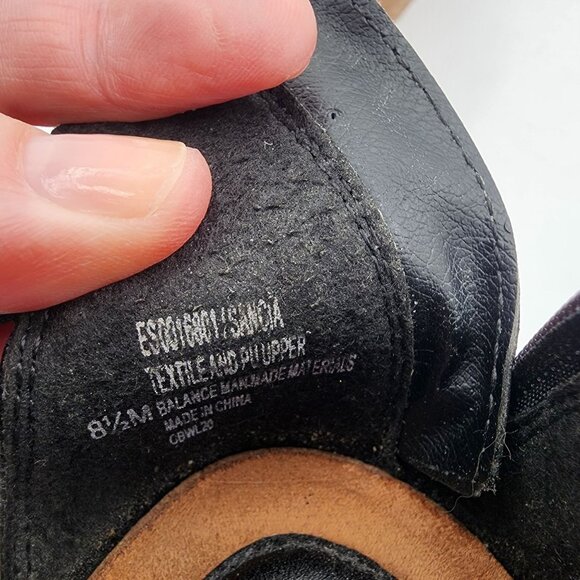 Eurosoft Sancia Black Wedge Sandals With Back Zipper Size 7.5 Textured Open Toe - Picture 8 of 8